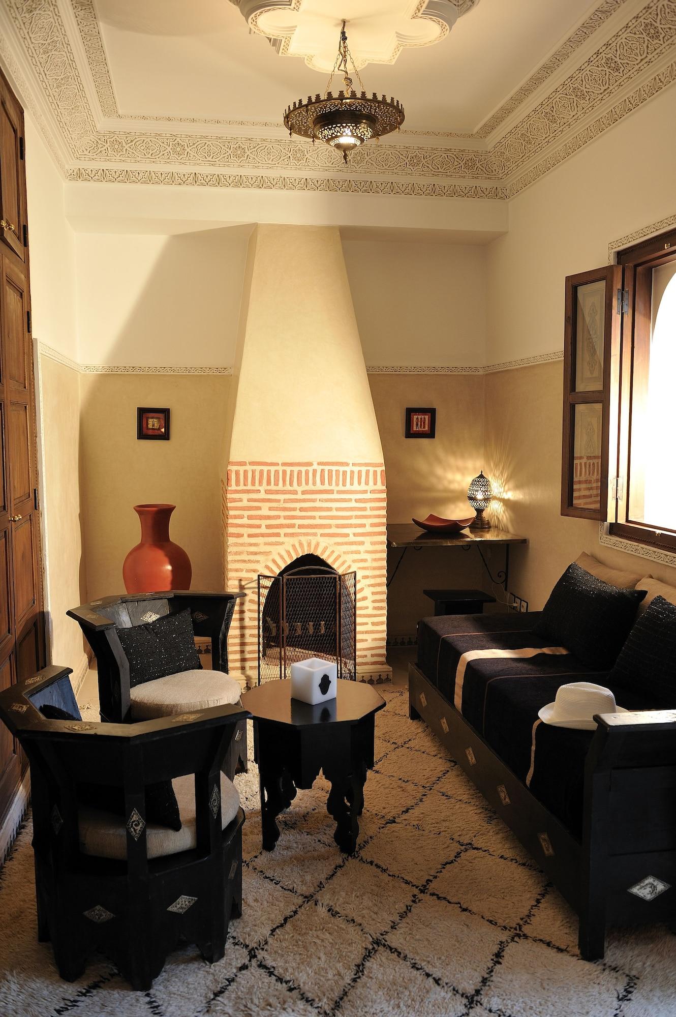 Riad Le Jardin D'Abdou Marakeş Dış mekan fotoğraf A Moroccan living room