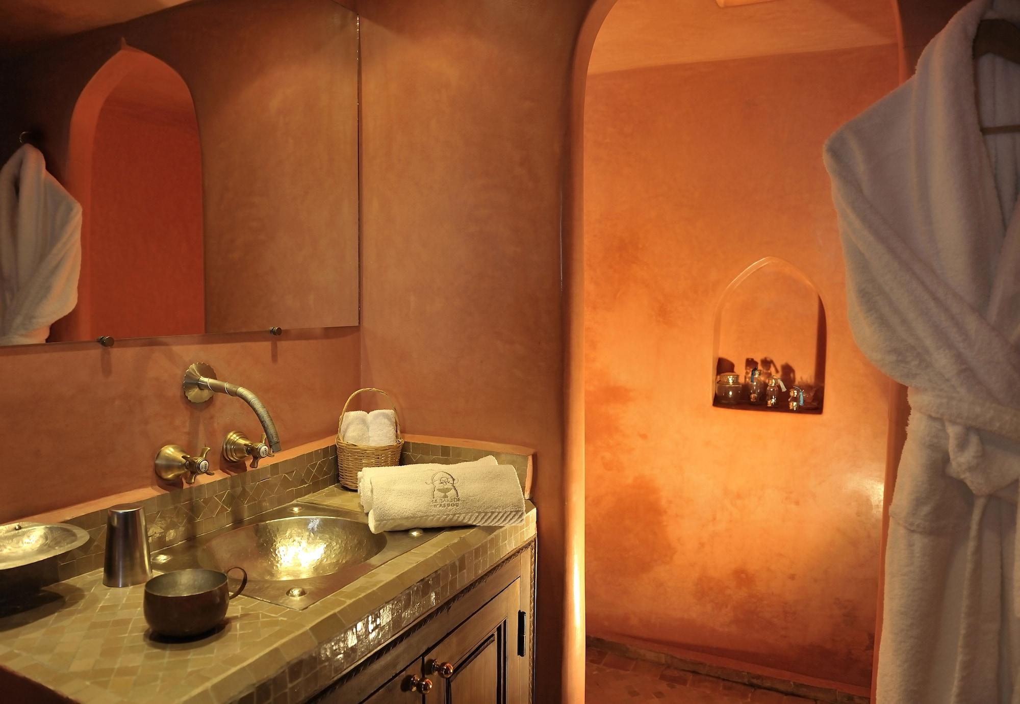 Riad Le Jardin D'Abdou Marakeş Dış mekan fotoğraf Bathroom in a Moroccan hammam
